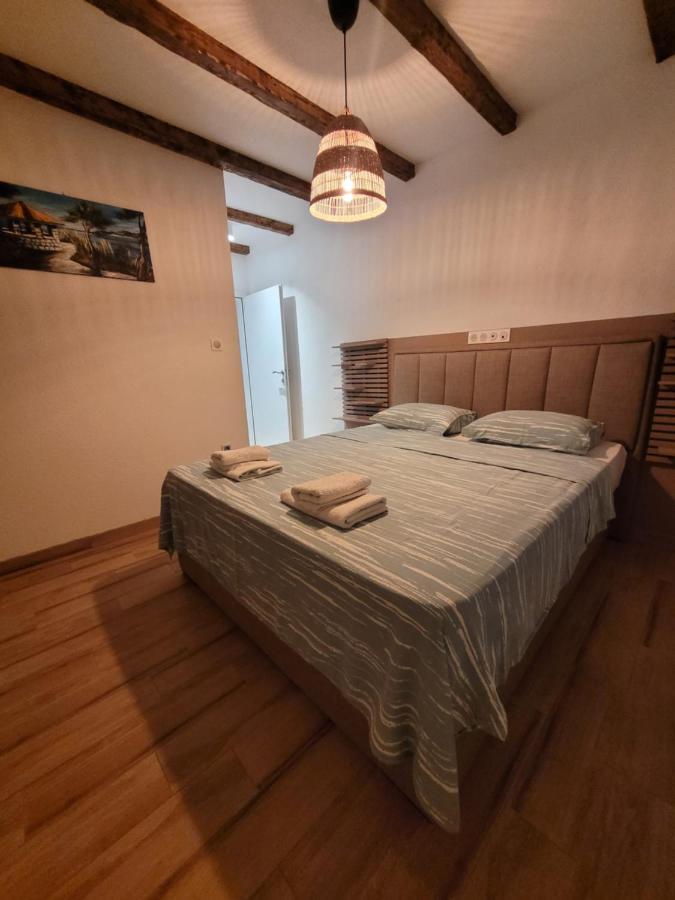 Villa BOSNA proche Dubrovnik piscine privative, Jacuzzi Ivanica Esterno foto