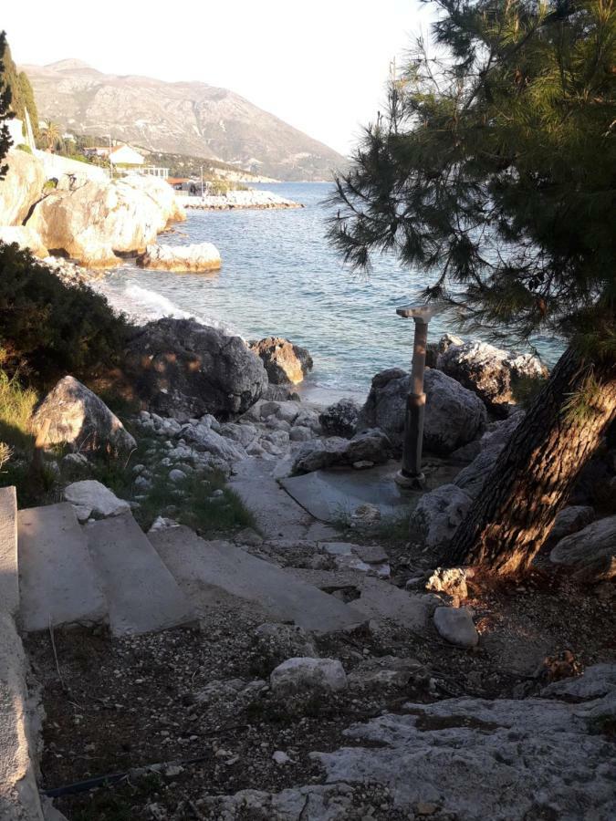 Villa BOSNA proche Dubrovnik piscine privative, Jacuzzi Ivanica Esterno foto
